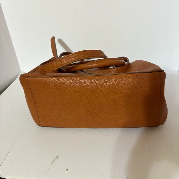 Anne Klein satchel handbag in a caramel or brown shade, - Picture 9 of 12